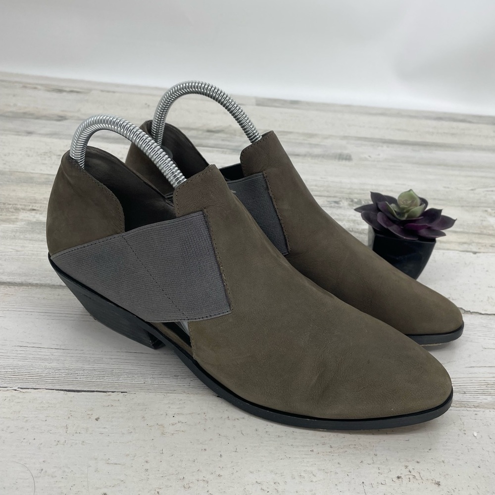 Eileen Fisher Green Leather Slip On Cut Out Ankle Booties